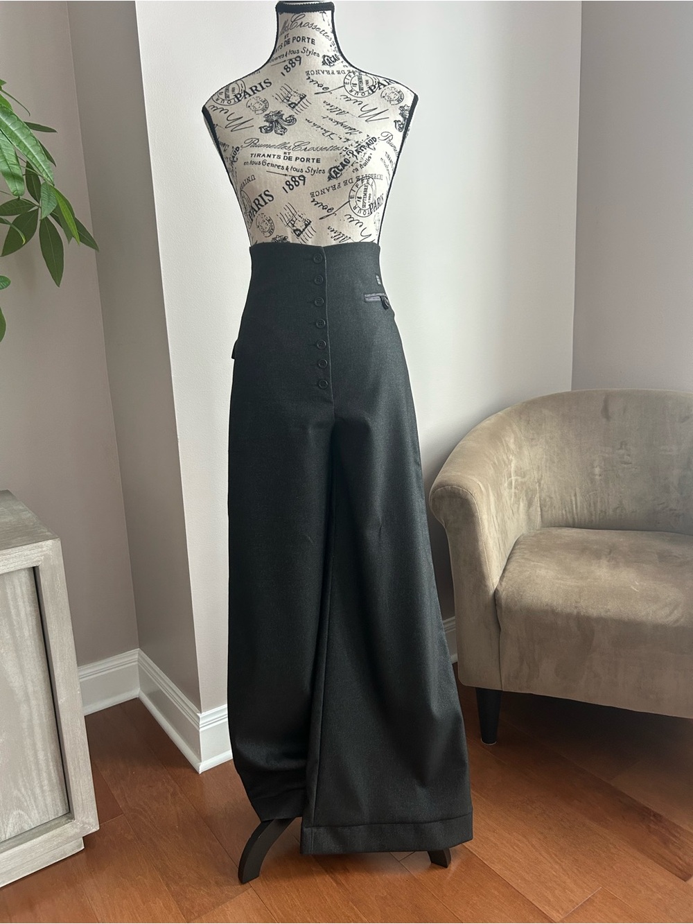 Cop.Copine High-Waist Wide-Leg Button Front Pants - Dark Gray (Taille 40)